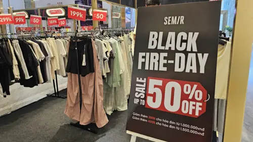Kích cầu tiêu dùng từ chương trình 'Black Friday'